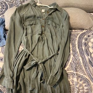 Green long sleeve GAP dress sz xs